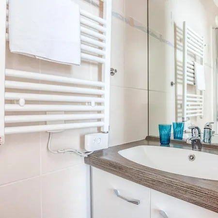 Confluence - Duplex Au Calme Avec Parking Prive En Option *